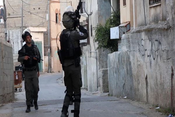 الجيش الإسرائيلي يهدم منزلين شمال الضفة الغربية
الجيش الإسرائيلي يهدم منزلين شمال الضفة الغربية
- سبوتنيك عربي