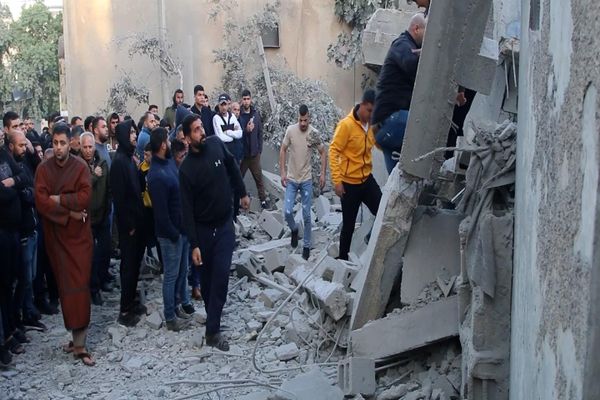 الجيش الإسرائيلي يهدم منزلين شمال الضفة الغربية
الجيش الإسرائيلي يهدم منزلين شمال الضفة الغربية
- سبوتنيك عربي