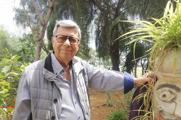 مسن تونسي يحوّل شارعا بأكمله إلى حديقة ممتدة - سبوتنيك عربي