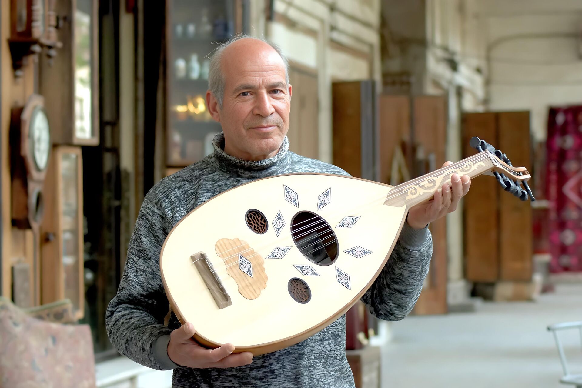 أنطون طويل.. خليل العود الدمشقي وصانع أنغامه الشرقية
 - سبوتنيك عربي, 1920, 08.05.2023