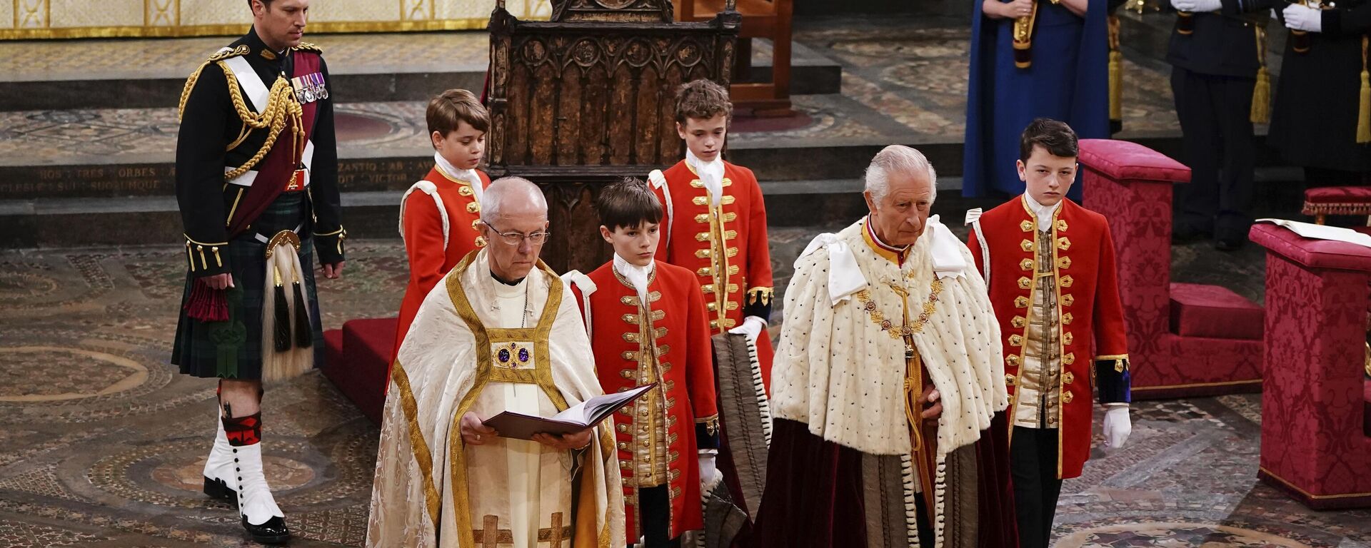 تتويج ملك بريطانيا تشارلز الثالث في وستمنستر أبي في وسط لندن، إنجلترا 6 مايو 2023. - سبوتنيك عربي, 1920, 30.10.2025