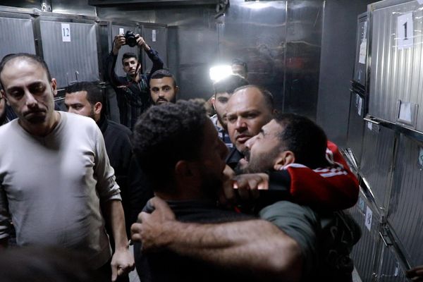 تجدد القصف الإسرائيلي على قطاع غزة لليوم الرابع وارتفاع عدد القتلى الى 31 تجدد القصف الإسرائيلي على قطاع غزة لليوم الرابع وارتفاع عدد القتلى الى 31 - سبوتنيك عربي