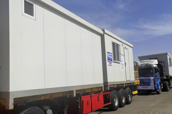 الأردن يبدأ بإرسال منازل جاهزة لمتضرري الزلزال في سوريا - سبوتنيك عربي