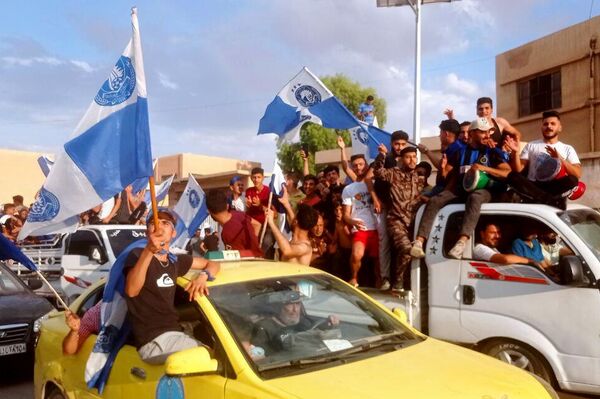 الفتوة.. أول فريق سوري ينال دوري بلاده خارج أرضه التي هجرته منها الحرب
 - سبوتنيك عربي