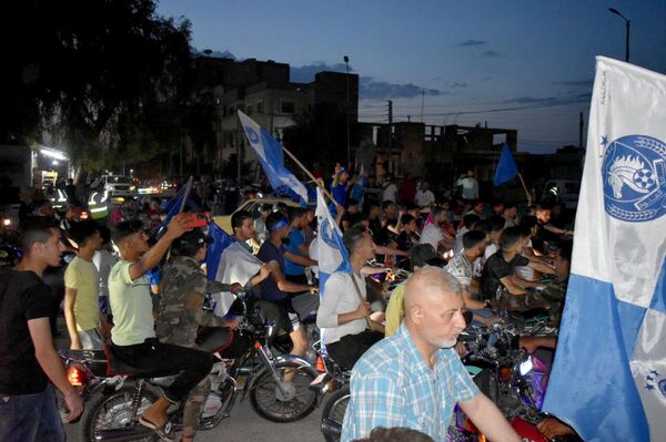 الفتوة.. أول فريق سوري ينال دوري بلاده خارج أرضه التي هجرته منها الحرب
 - سبوتنيك عربي
