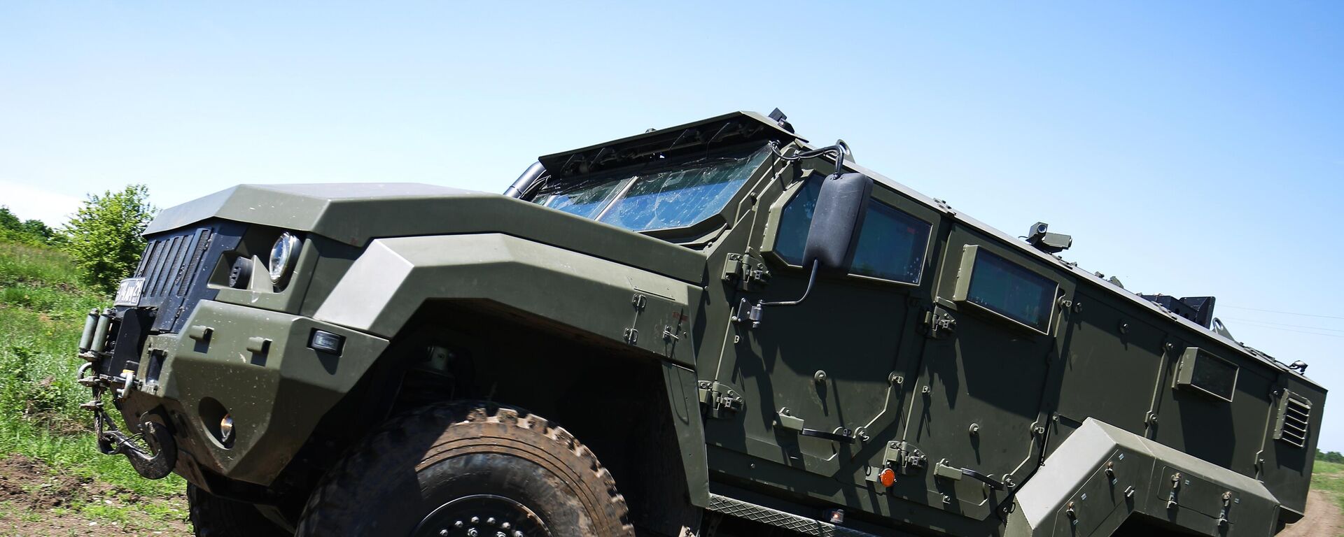 مدرعة تايفون الروسية التي يتم استخدامها كسيارة إسعاف ميداني - سبوتنيك عربي, 1920, 12.06.2023