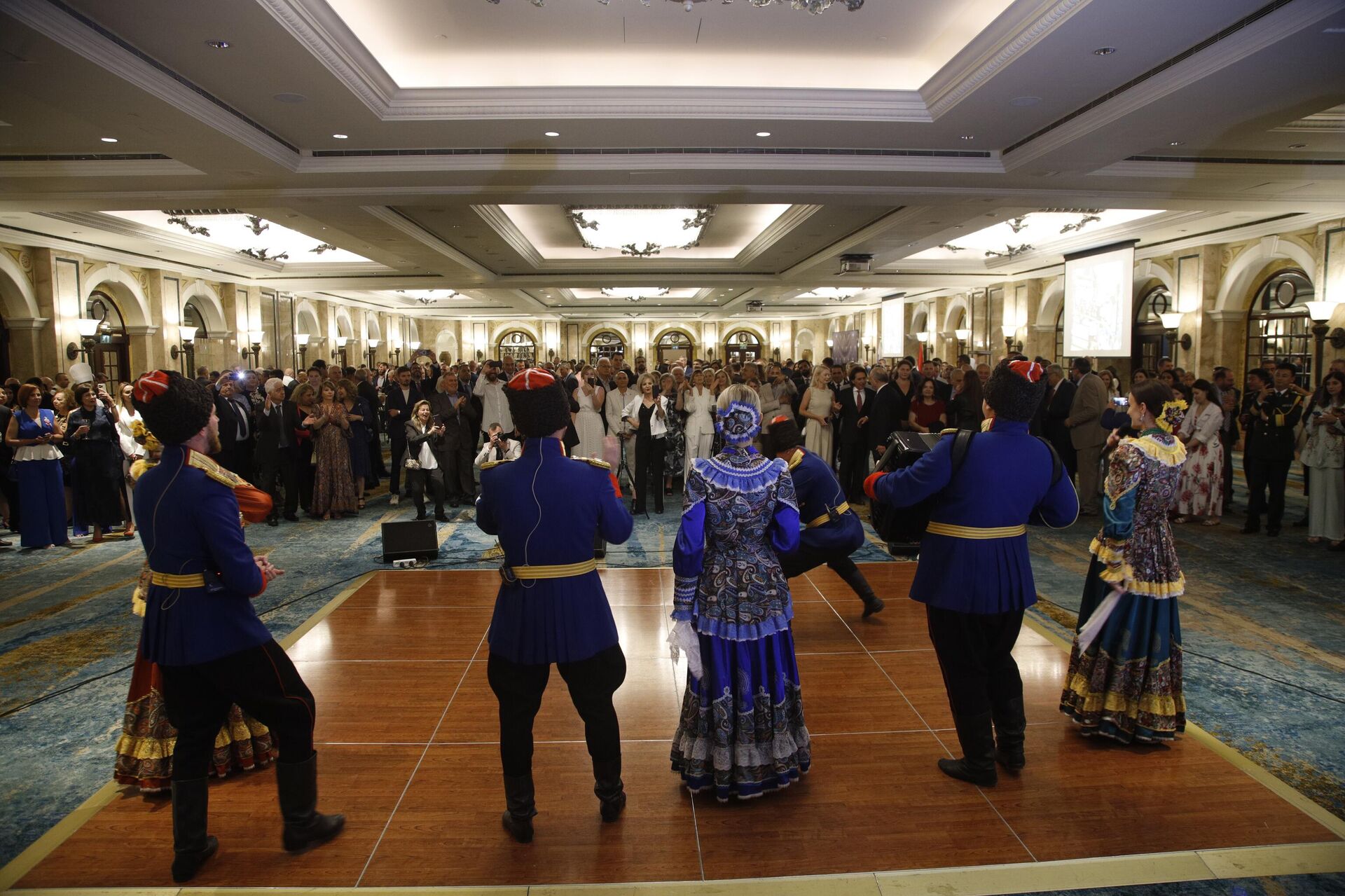 روداكوف في العيد الوطني الروسي: ، نواصل كشعب روسي المضي قدما بثقة
 - سبوتنيك عربي, 1920, 13.06.2023