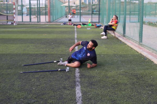 عبد الله مصطفى، كابتن منتخب مصر لكرة الساق الواحدة  - سبوتنيك عربي