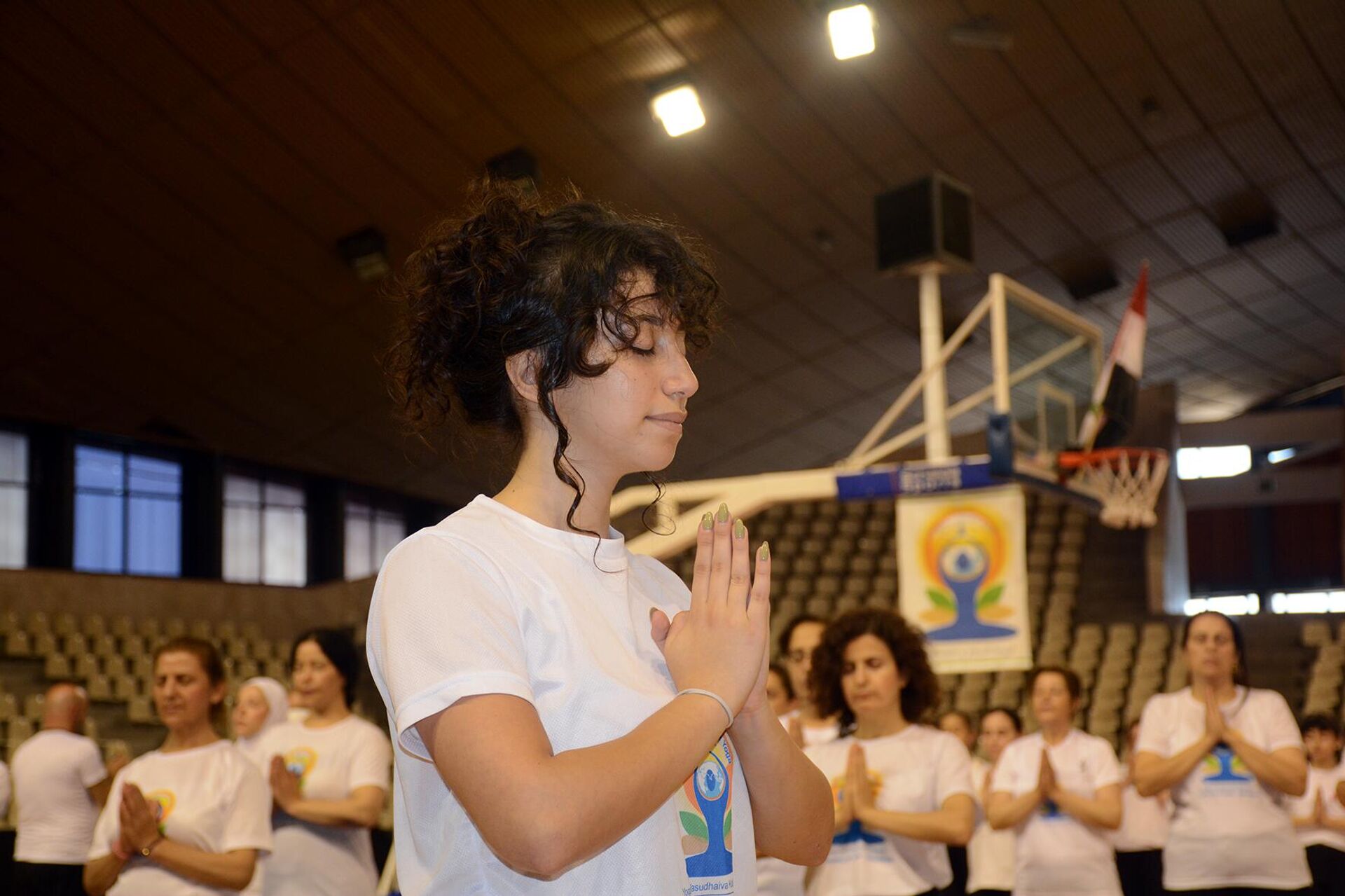 أطفال سوريون يواجهون ذكرياتهم مع الزلزال بـ اليوغا - سبوتنيك عربي, 1920, 22.06.2023