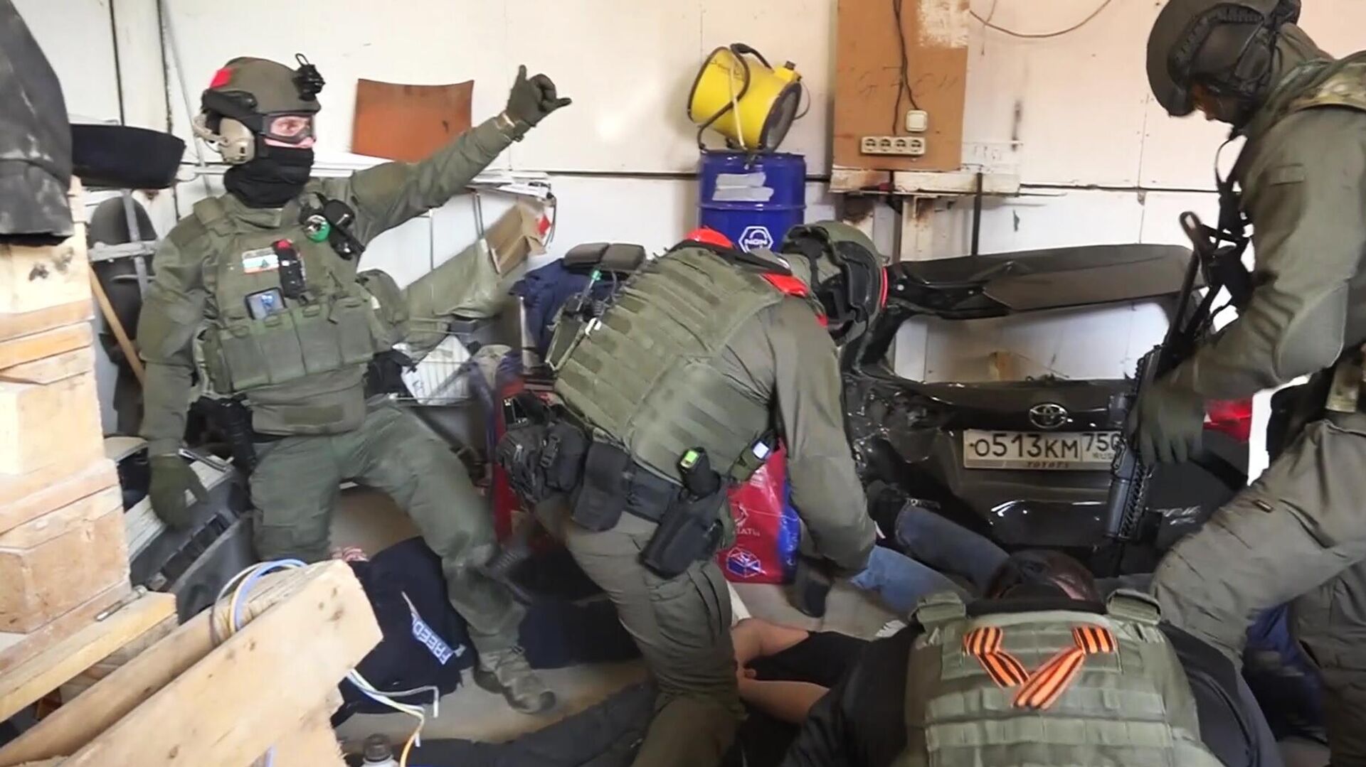 لحظة القبض على شبكة حاولت تهريب مادة السيزيوم 137 المشعة إلى خارج روسيا - سبوتنيك عربي, 1920, 24.06.2023