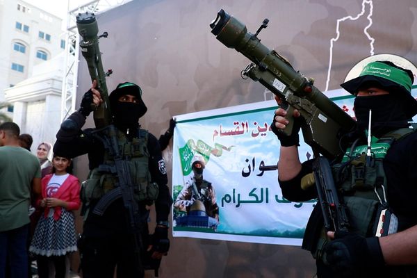 حركة حماس تنظم أول معرض للأسلحة والصواريخ في غزة وتسمح للمواطنين بالتقاط الصور - سبوتنيك عربي
