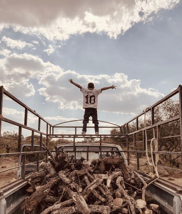 صورة بعنوان "البطل"، للمصور المكسيكي إيفان سيلفا (بواسطة iPhone 12 Pro)، الفائز في مسابقة جوائز آيفون للتصوير لعام 2023 - سبوتنيك عربي