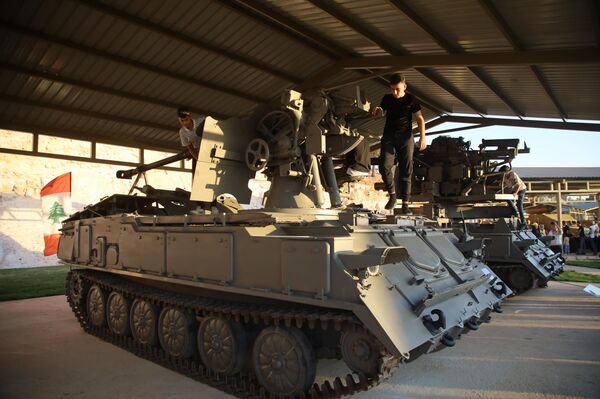 أليات وأسلحة روسية في متحف عسكري لحزب الله في لبنان - سبوتنيك عربي