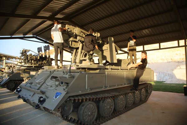 أليات وأسلحة روسية في متحف عسكري لحزب الله في لبنان - سبوتنيك عربي