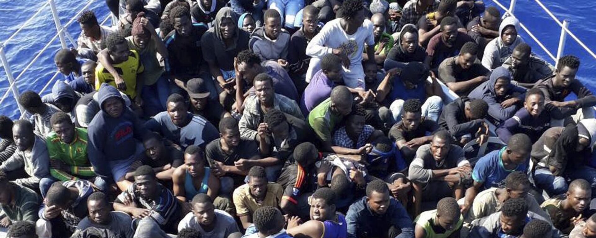 الهجرة غير الشرعية - مهاجرين أفارقة - سبوتنيك عربي, 1920, 15.11.2025