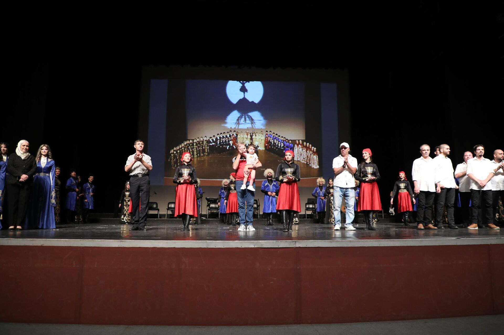 شراكس سوريا.. ثنائية الانتماء الوطني وتمجيد التاريخ عبر الفن - سبوتنيك عربي, 1920, 02.09.2023