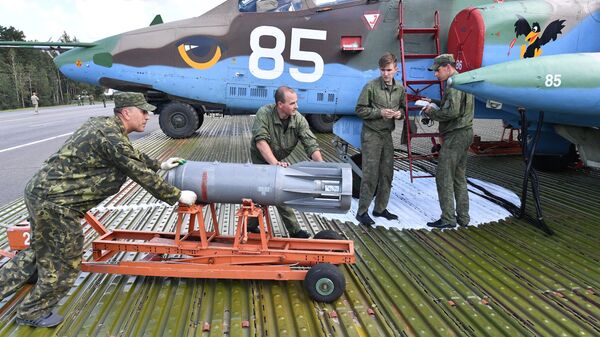 مناورات أخوة القتال 2023 في مقاطعة بريتسك، بيلاروسيا مناورات أخوة القتال 2023 في مقاطعة بريتسك، بيلاروسيا - سبوتنيك عربي