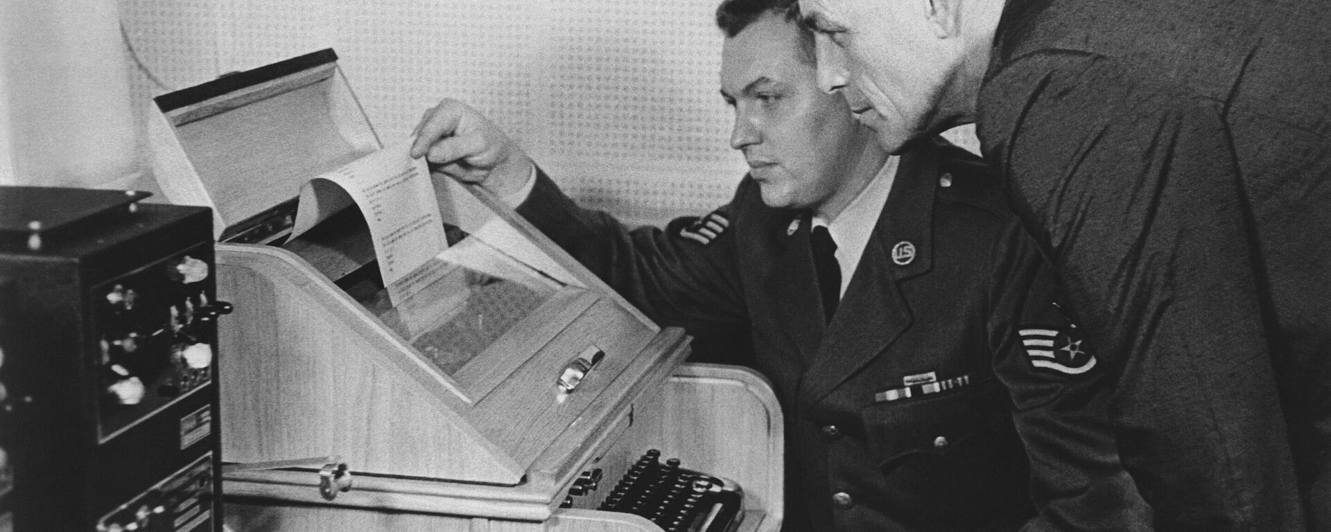 الخط الساخن بين موسكو وواشنطن 1963 - سبوتنيك عربي, 1920, 07.09.2023