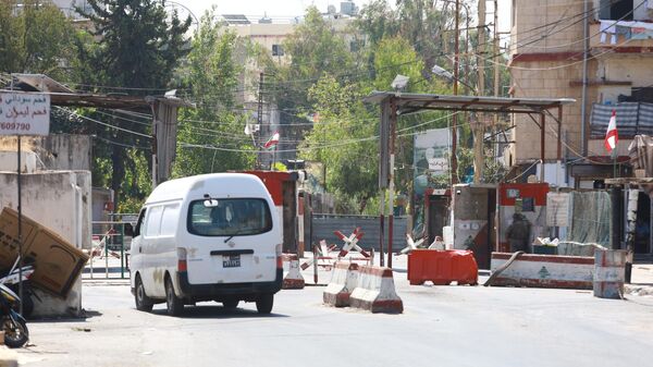  نائب لبناني : إشتباكات عين الحلوة ليست بين فصيلان فلسطينيان بل بين مجموعات خارجة عن الإجماع الفلسطيني  - سبوتنيك عربي