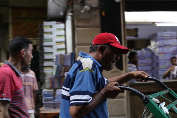 سوق الفجالة الخاص بالمستلزمات المدرسية في مصر سوق الفجالة الخاص بالمستلزمات المدرسية في مصر - سبوتنيك عربي