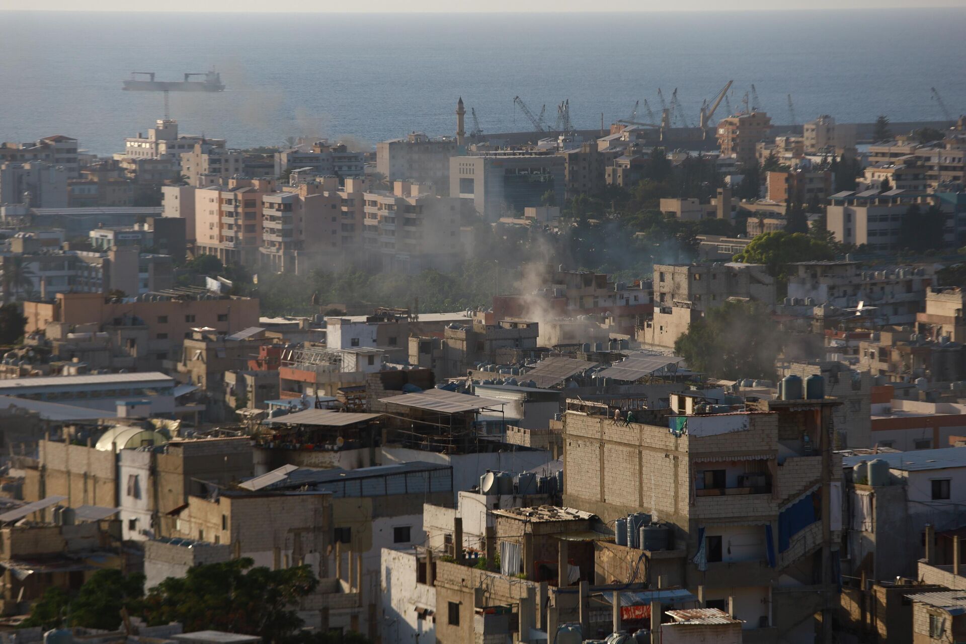 اشتباكات عنيفة في مخيم عين الحلوة رغم الإعلان عن اتفاق لوقف إطلاق النار - سبوتنيك عربي, 1920, 11.09.2023