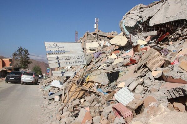 نصب عشرات الخيام بمنطقة &quot;ثلاث يعقوب&quot; لمتضرري زلزال المغرب - سبوتنيك عربي