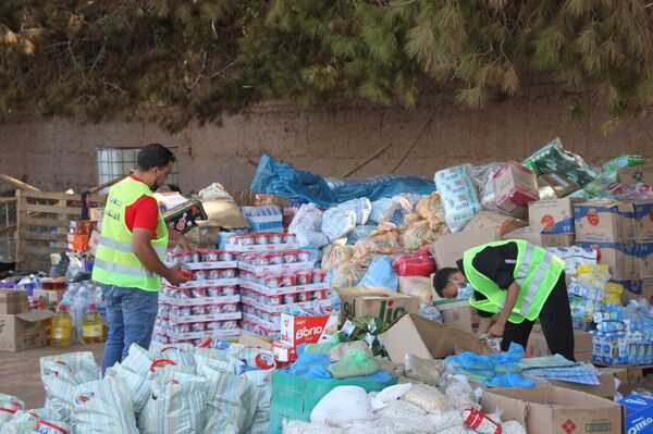 مدنيون في المغرب يجمعون المساعدات لإرسالها للمناطق المنكوبة - سبوتنيك عربي