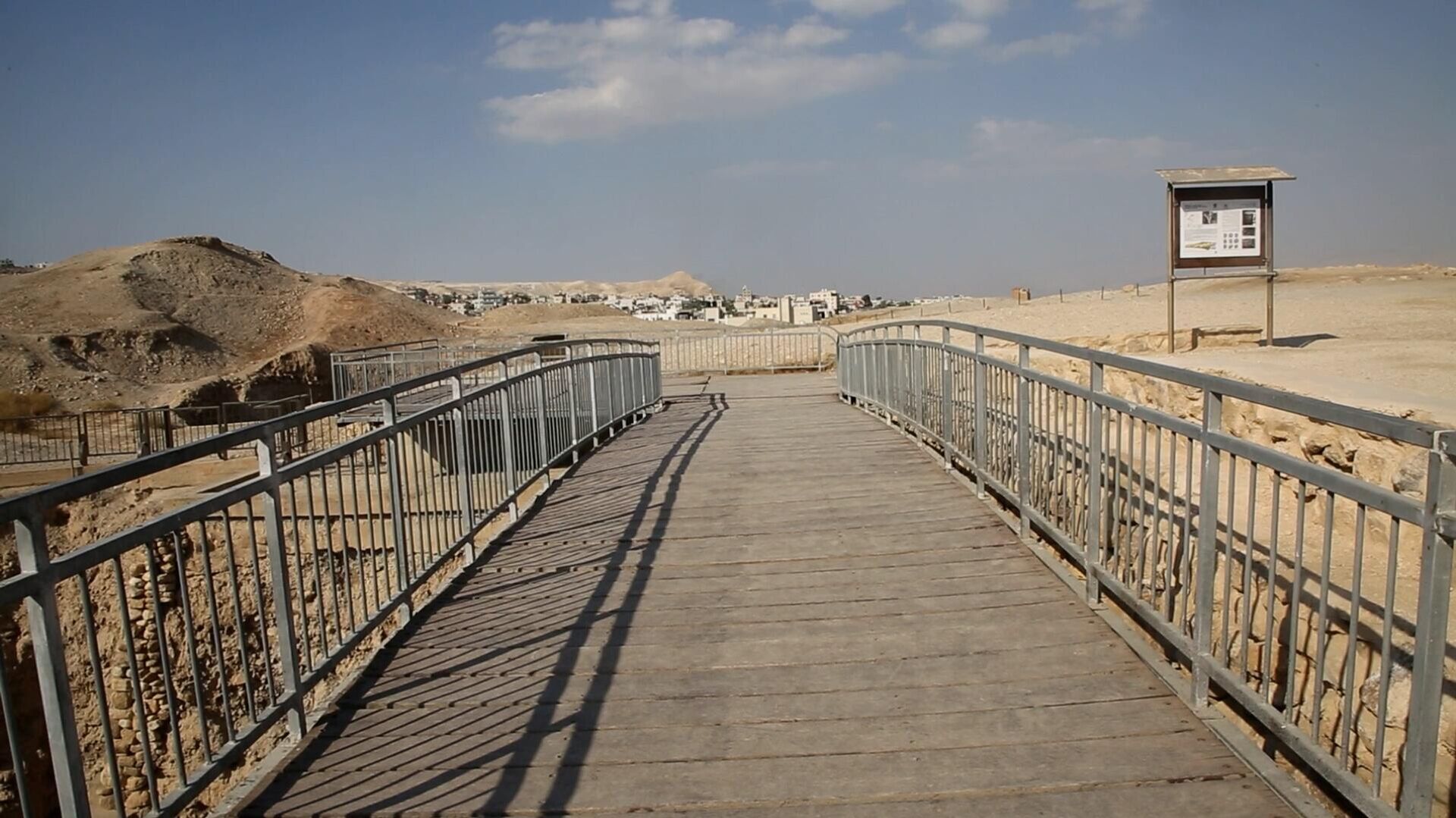 تل السلطان أقدم مدينة زراعية وخامس موقع فلسطيني ضمن قائمة التراث العالمي
 - سبوتنيك عربي, 1920, 21.09.2023