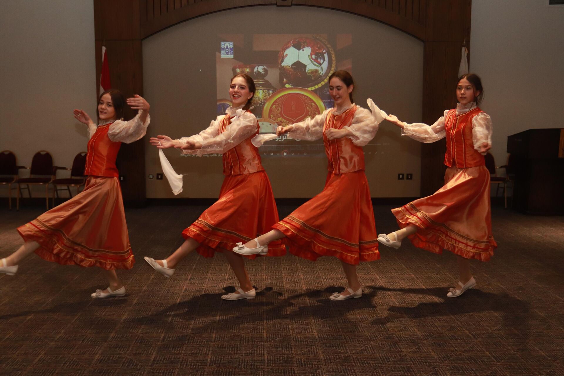 أطفال يصنعون الماتروشكا والبلالايكا دعما للأنشطة الإنسانية في سوريا
 - سبوتنيك عربي, 1920, 22.09.2023