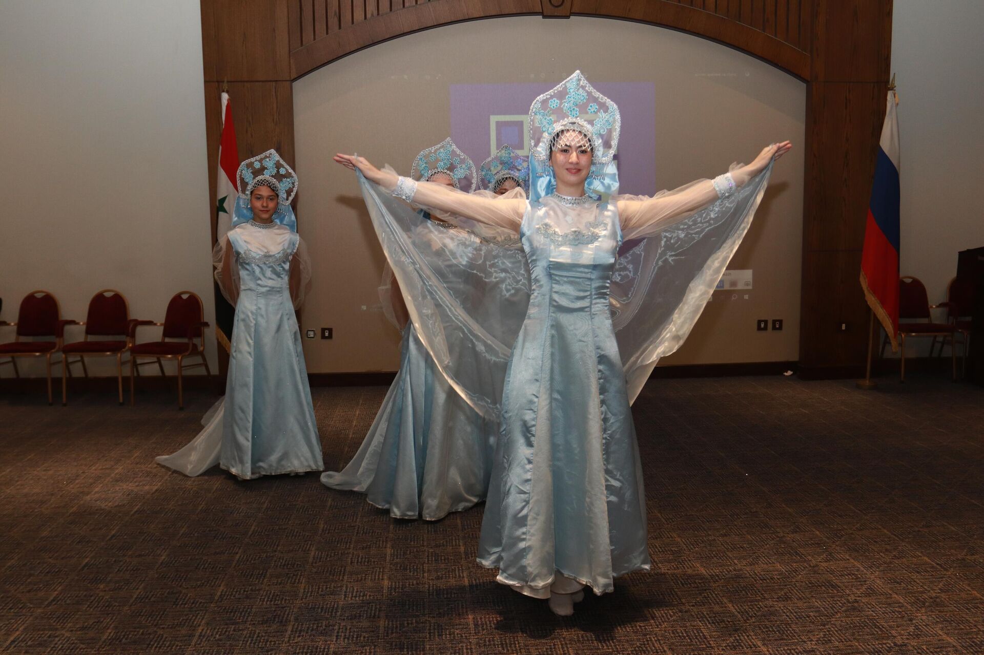 أطفال يصنعون الماتروشكا والبلالايكا دعما للأنشطة الإنسانية في سوريا
 - سبوتنيك عربي, 1920, 22.09.2023