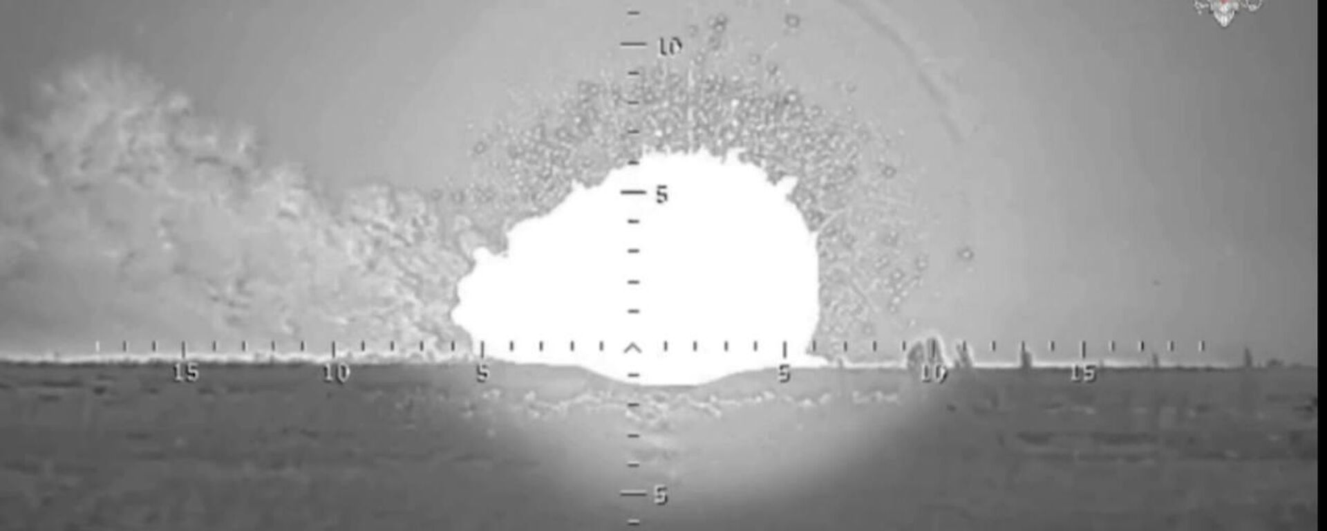 القوات الروسية تدمرمستودع ذخيرة تابع للقوات الأوكرانية  - سبوتنيك عربي, 1920, 13.01.2026