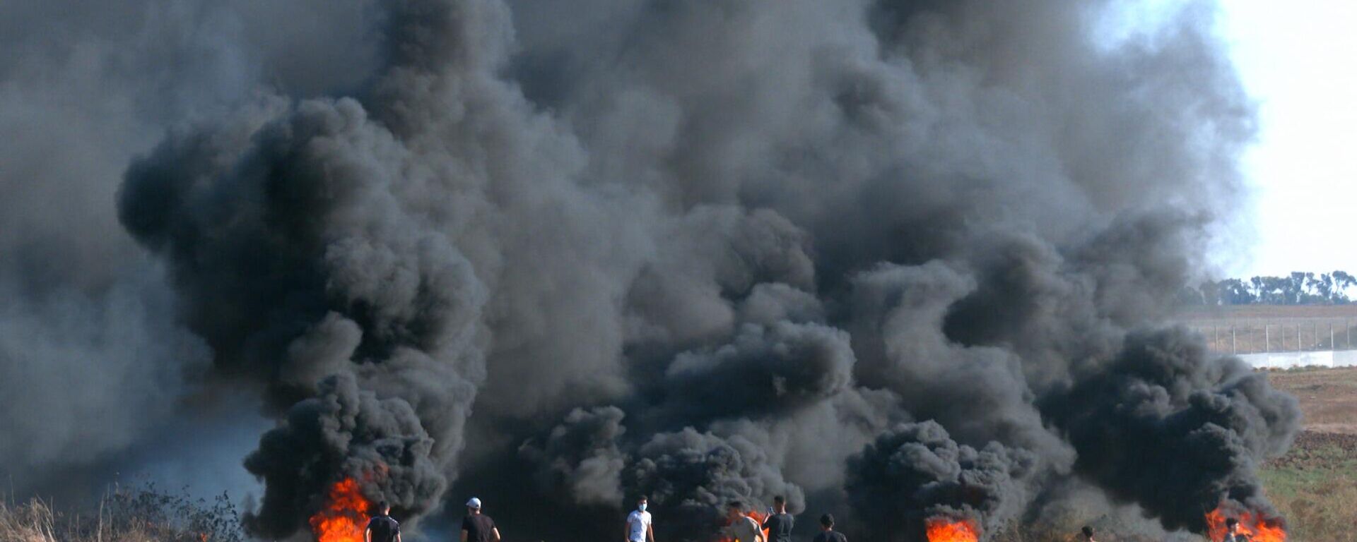 إصابات خلال قمع الجيش الاسرائيلي لتظاهرات على الحدود الشرقية لقطاع غزة - سبوتنيك عربي, 1920, 02.10.2023