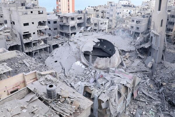 الجيش الإسرائيلي يدمر مساجد ومصارف ومدارس في قطاع غزة. - سبوتنيك عربي