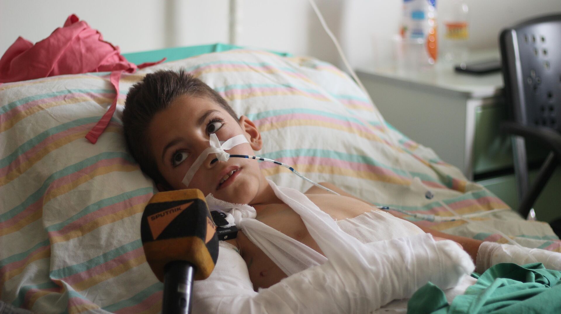 يتامى للمرة الثانية.. (ربيع وتالة) محاطين بأرواح عائلتهما جراء تفجيرات حمص
 - سبوتنيك عربي, 1920, 10.10.2023