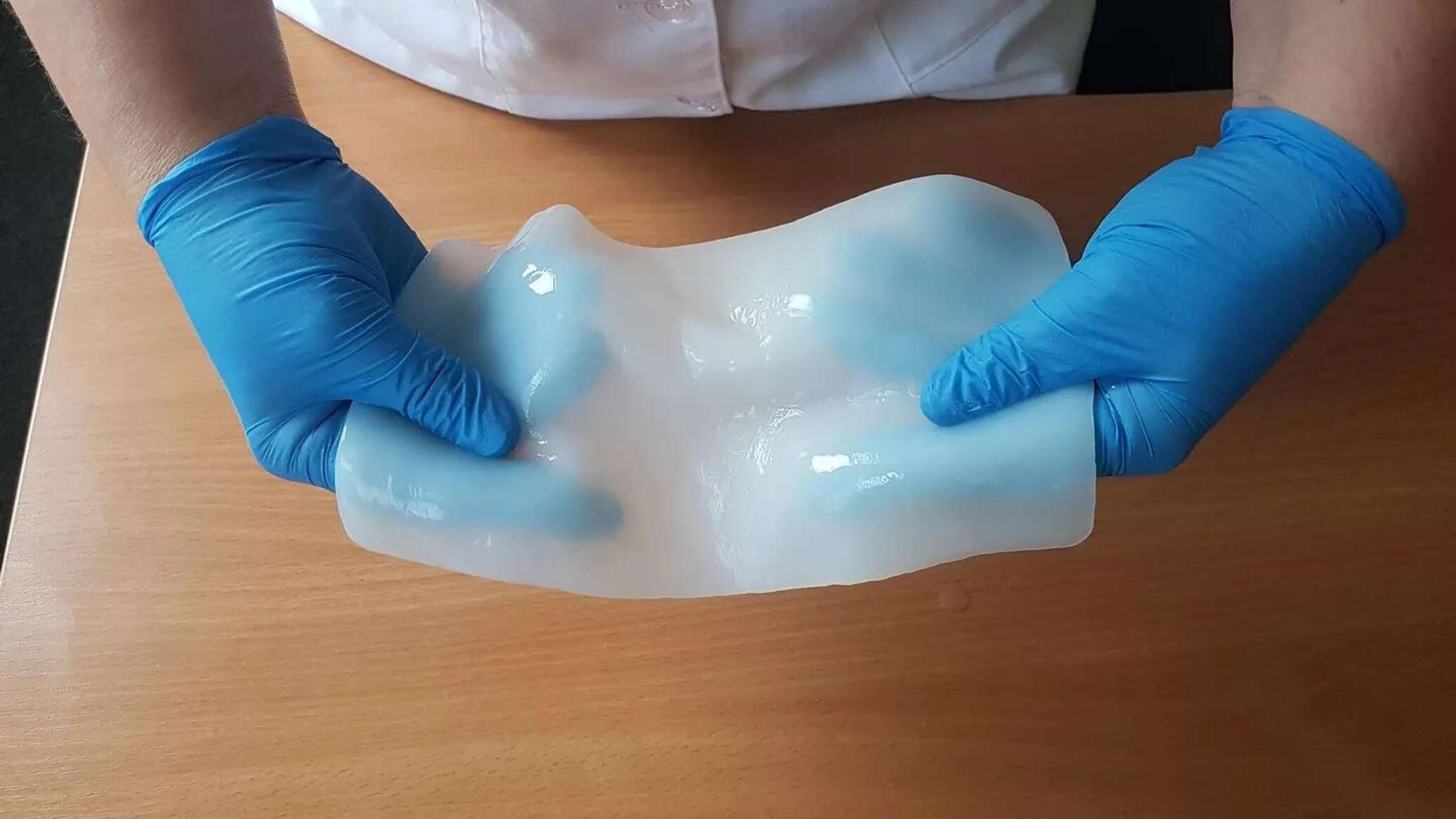 علماء يطورون مادة تحمي من "التهديدات غير المرئية"