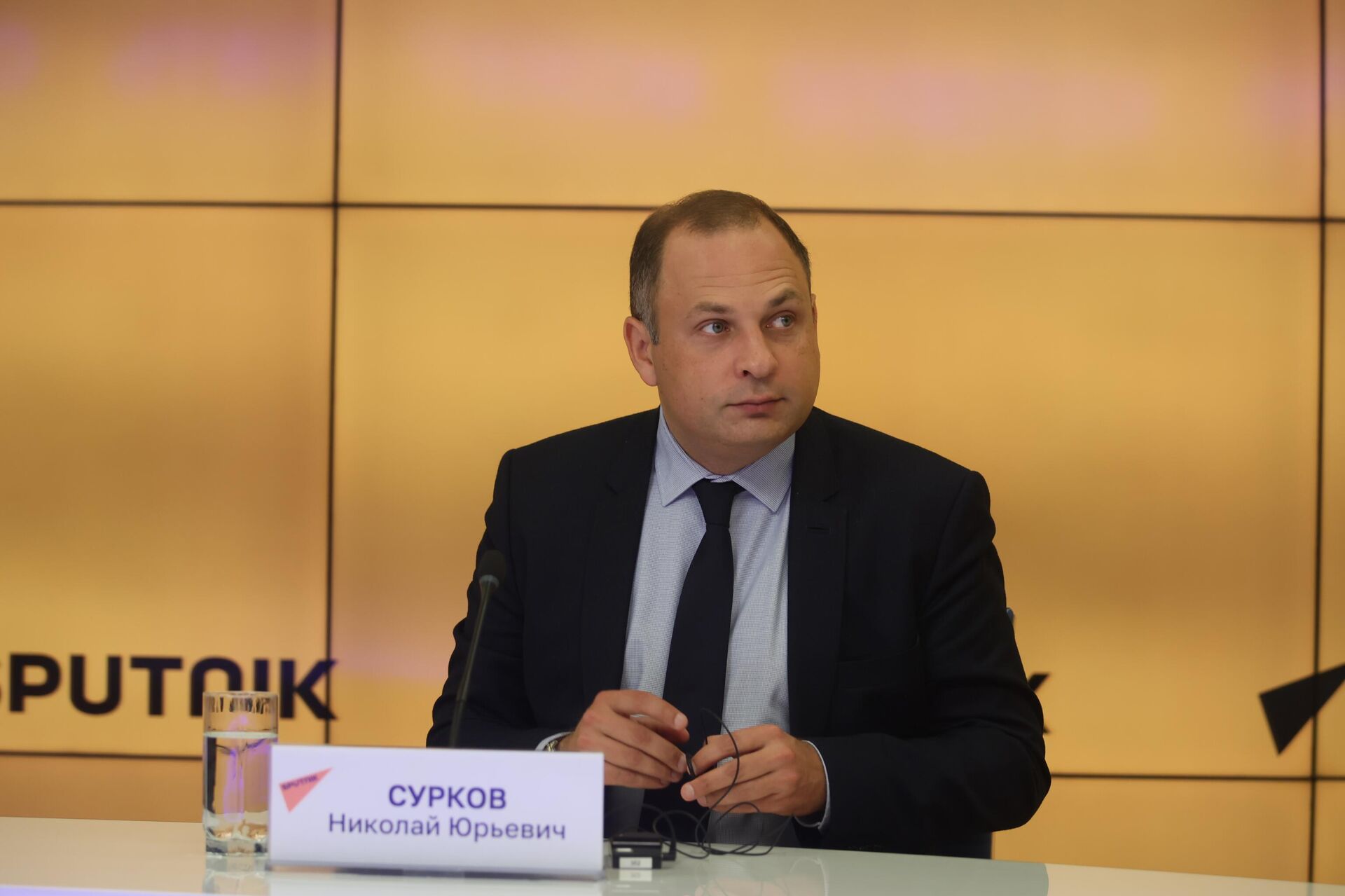 طاولة سبوتنيك المستديرة تناقش العلاقات العربية الروسية - سبوتنيك عربي, 1920, 12.10.2023