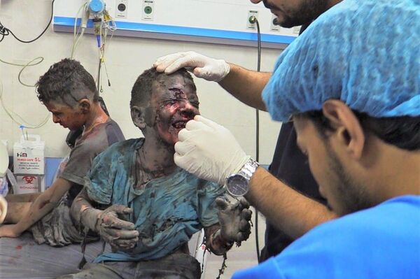 شهداء وجرحى تم نقلهم إلى المستشفى الإندونيسي جراء الغارات الأخيرة على شمال قطاع غزة - سبوتنيك عربي