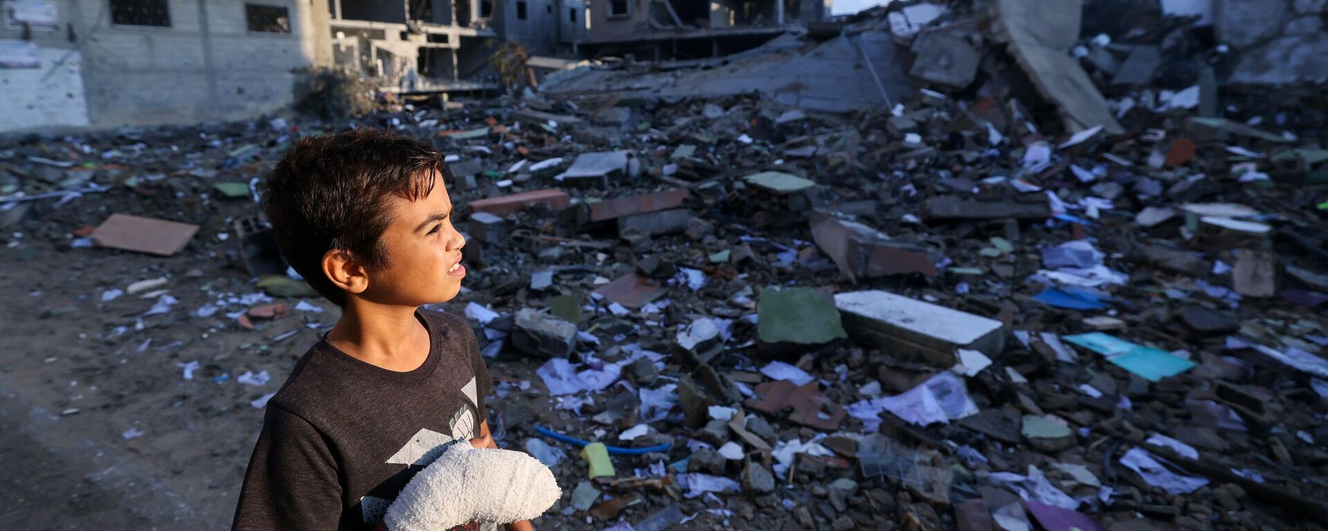 الوضع في قطاع غزة بعد استمرار قصف الطيران الحربي الإسرائيلي  - سبوتنيك عربي, 1920, 12.11.2023