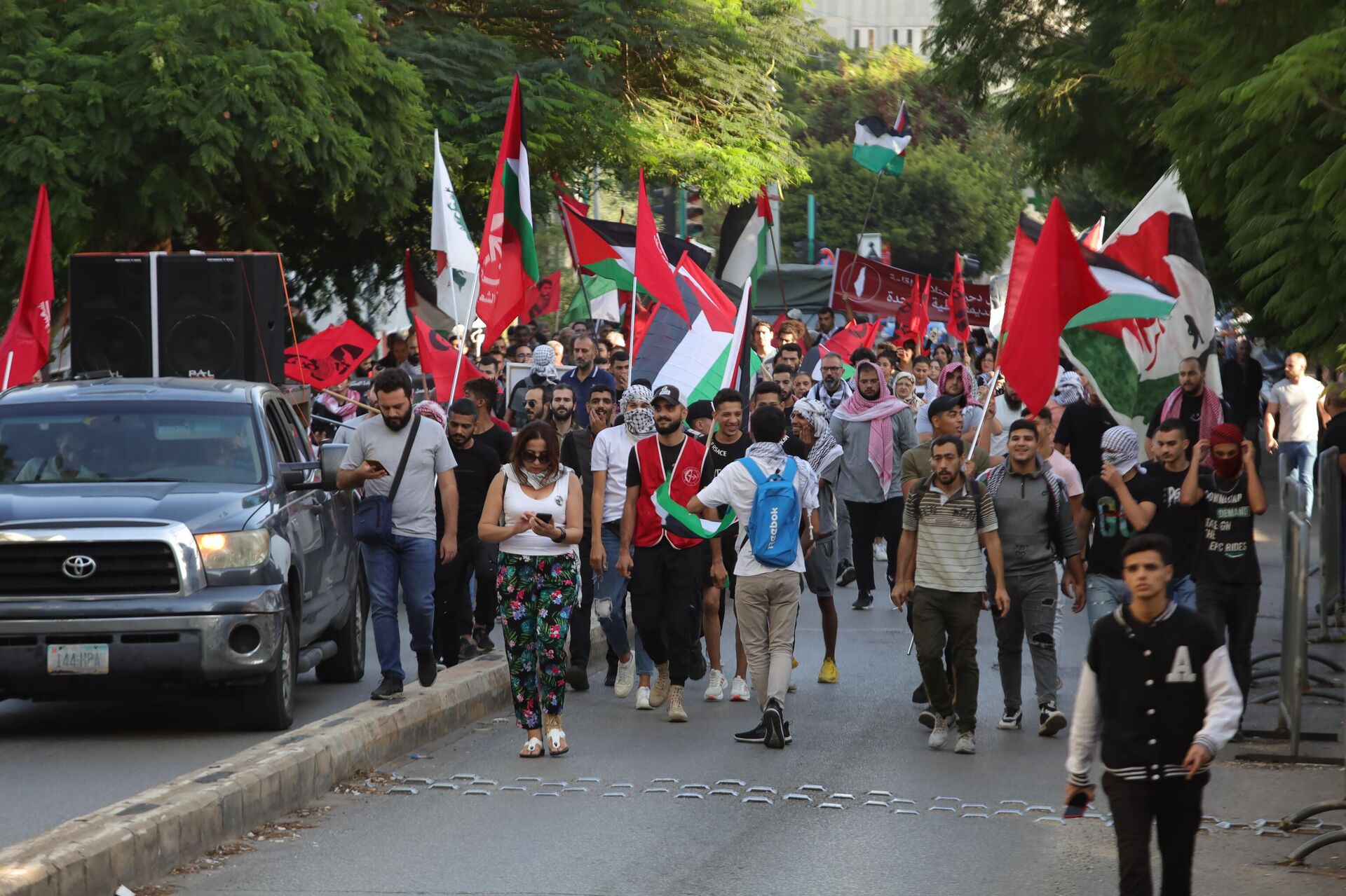 مسيرة في بيروت من قصر العدل إلى السفارة الفرنسية الحرية لجورج عبدالله والأسرى في السجون الصهيونية - سبوتنيك عربي, 1920, 22.10.2023