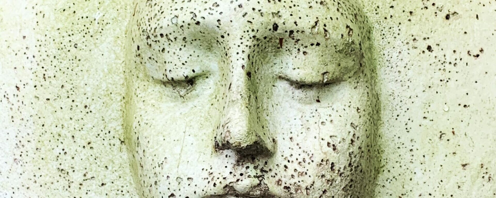 قناع لوجه بشري   - سبوتنيك عربي, 1920, 05.01.2024