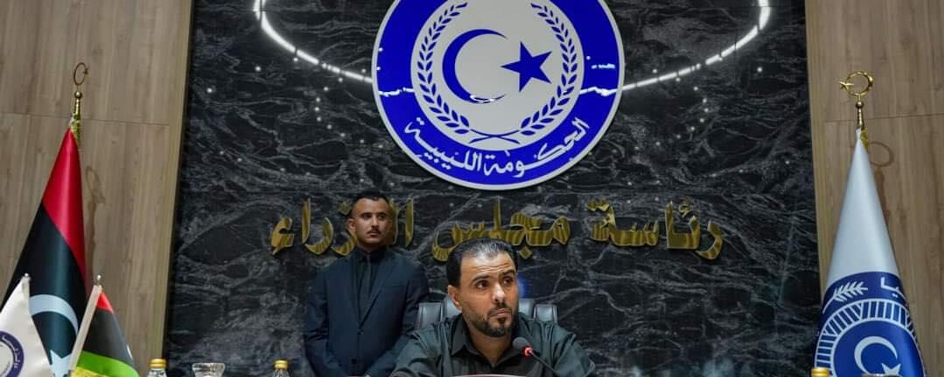 رئيس الحكومة الليبية المكلفة من مجلس النواب أسامة حماد يعقد اجتماع باللجنة التحضيرية للمؤتمر الدولي لإعادة إعمار درنة والمدن المتضررة - سبوتنيك عربي, 1920, 21.11.2025