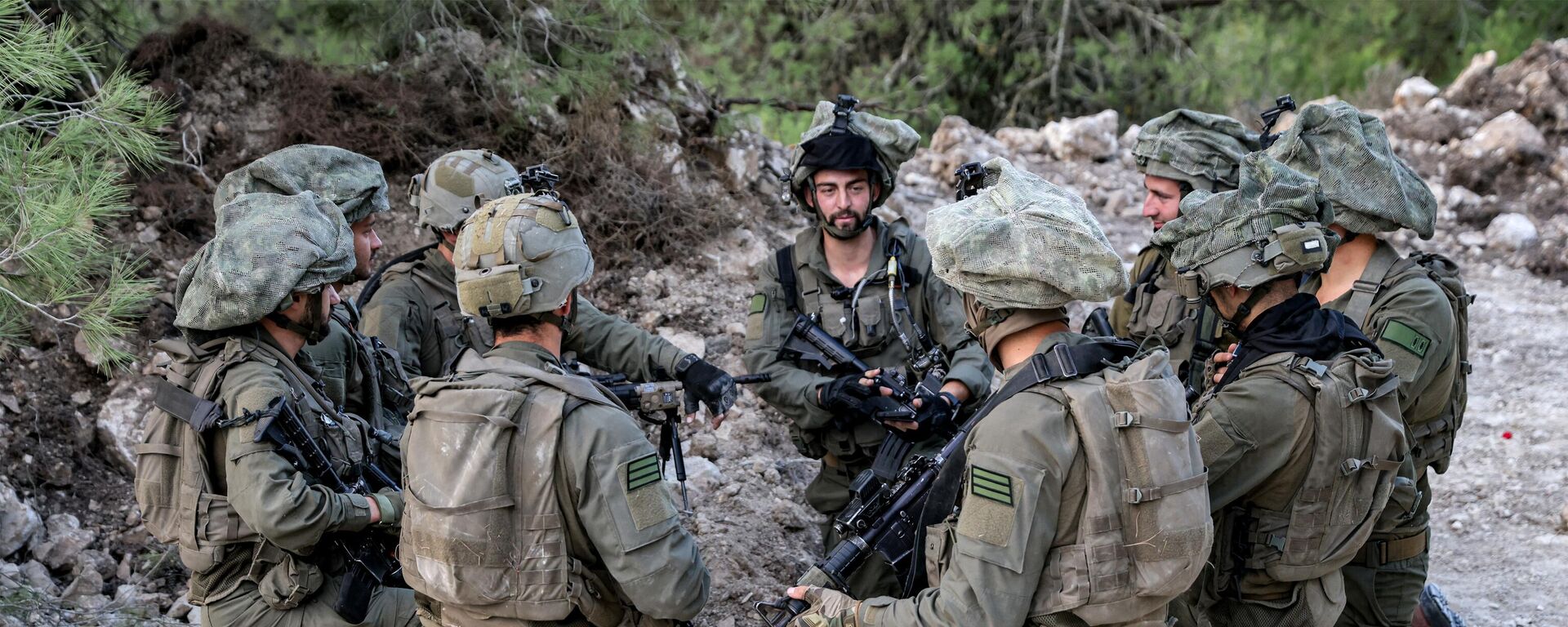 انتشار قوات الجيش الإسرائيلي على الحدود الشمالية مع لبنان، 1 نوفمبر 2023 - سبوتنيك عربي, 1920, 10.05.2024
