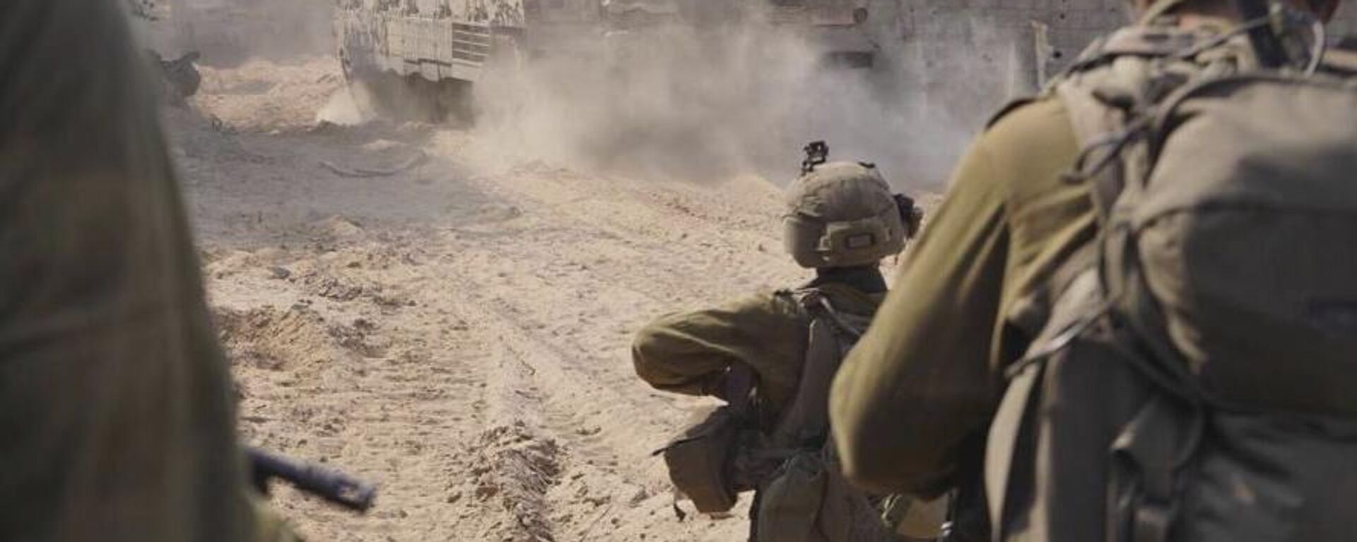 قوات الجيش الإسرائيلي تنشر صورة للعملية البرية في قطاع غزة، 5 نوفمبر 2023 - سبوتنيك عربي, 1920, 03.05.2024