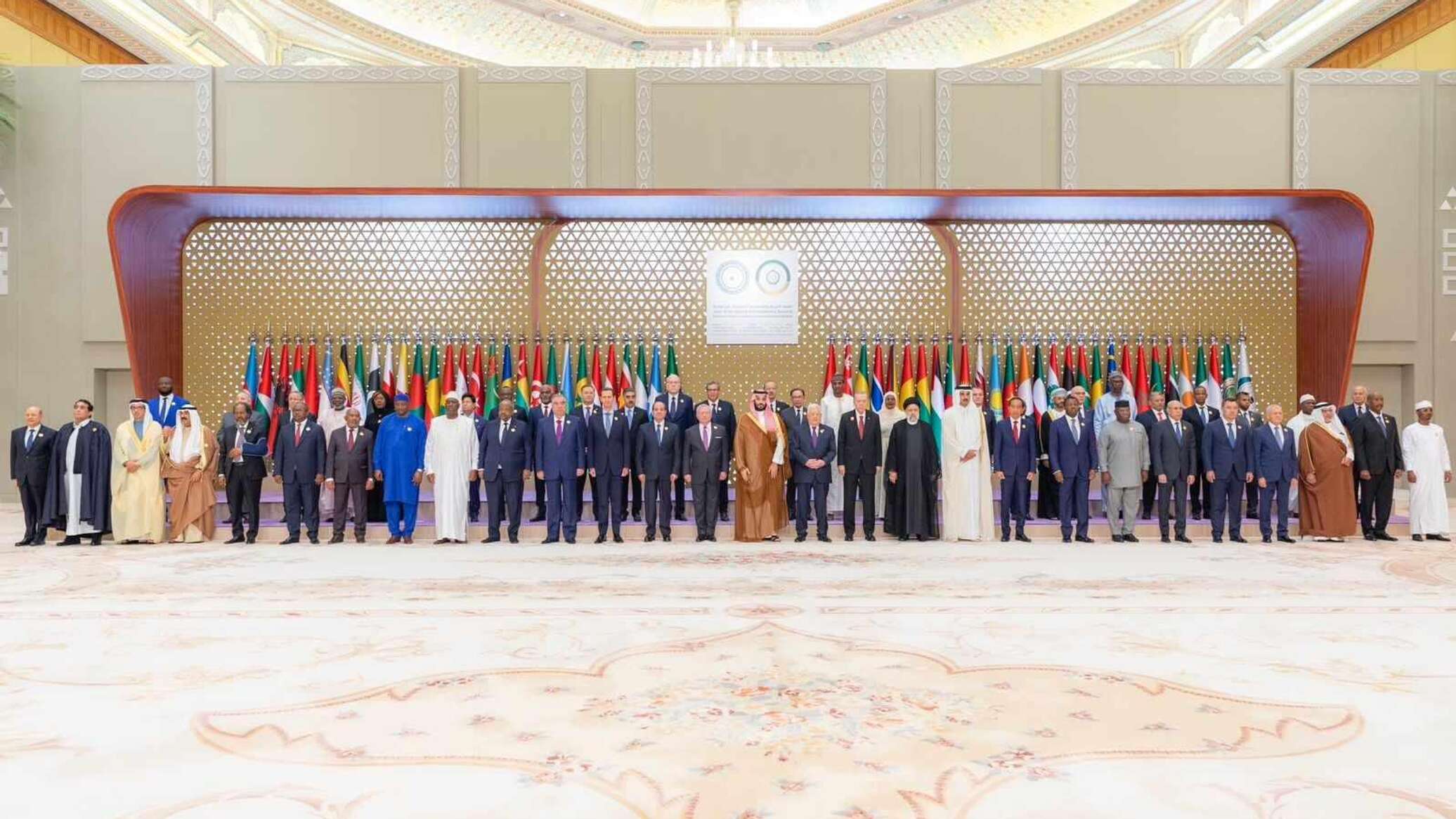 مسؤول فلسطيني يتحدث لـ "سبوتنيك" عن الرسائل المهمة التي أطلقتها القمة العربية الإسلامية في الرياض