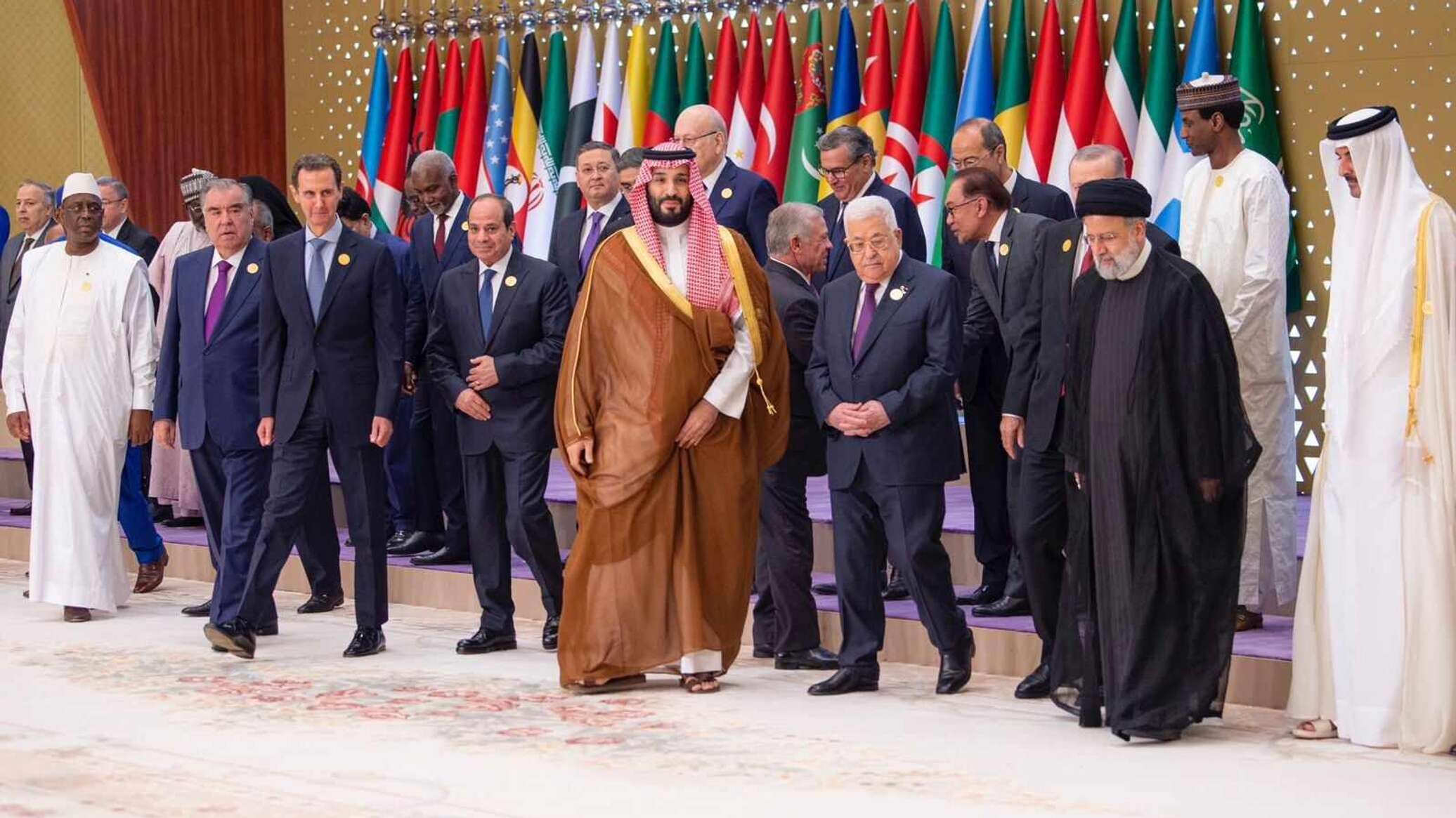 محلل لبناني لـ "سبوتنيك": قمة الرياض وضعت مسارات مهمة لحل الأزمة الفلسطينية واللبنانية