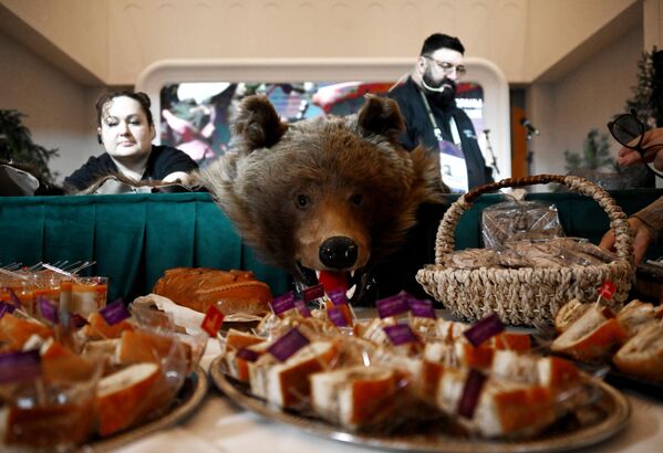 المعرض والمنتدى الدولي &quot;روسيا&quot; في موسكو - مهرجان المطبخ السيبيري&quot; في جناح &quot;سيبيريا-تناول الطعام&quot;، جناح &quot;ك&quot;. - سبوتنيك عربي
