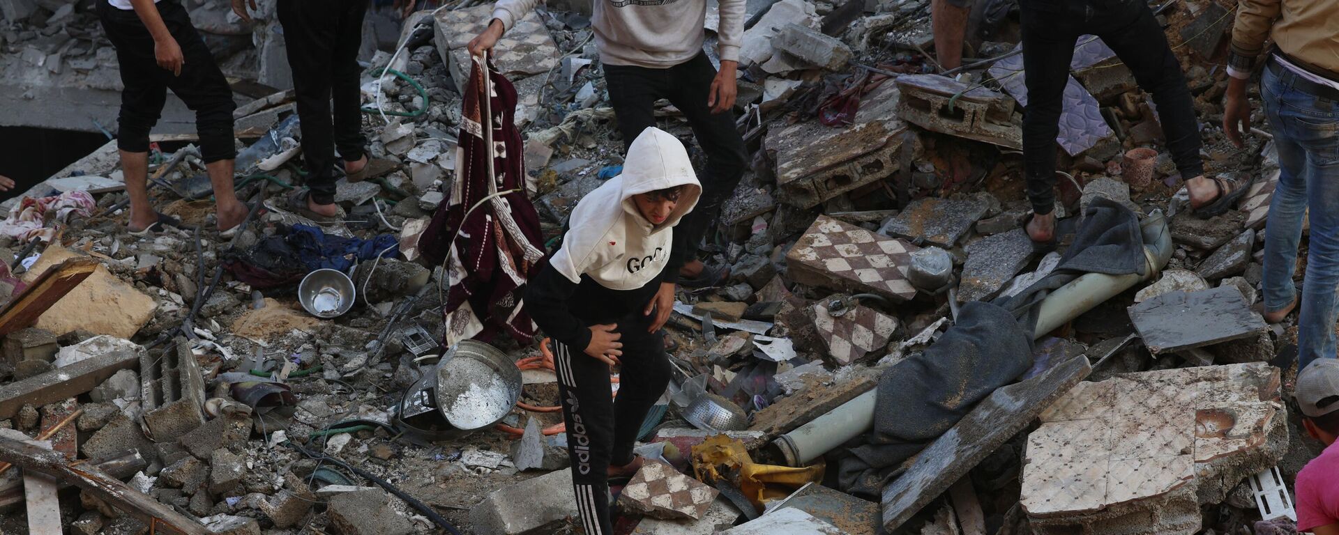 تجدد قصف الجيش الإسرائيلي على قطاع غزة، رفح، 1 ديسمبر 2023. - سبوتنيك عربي, 1920, 13.01.2024