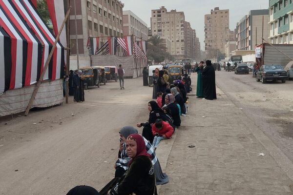 استمرار توافد المصريين في القاهرة الكبرى لانتخاب الرئيس القادم - سبوتنيك عربي