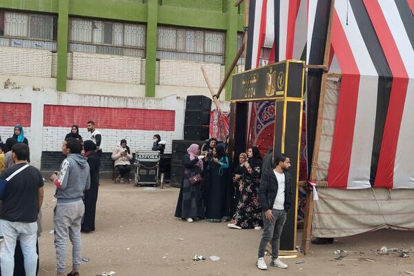 استمرار توافد المصريين في القاهرة الكبرى لانتخاب الرئيس القادم - سبوتنيك عربي