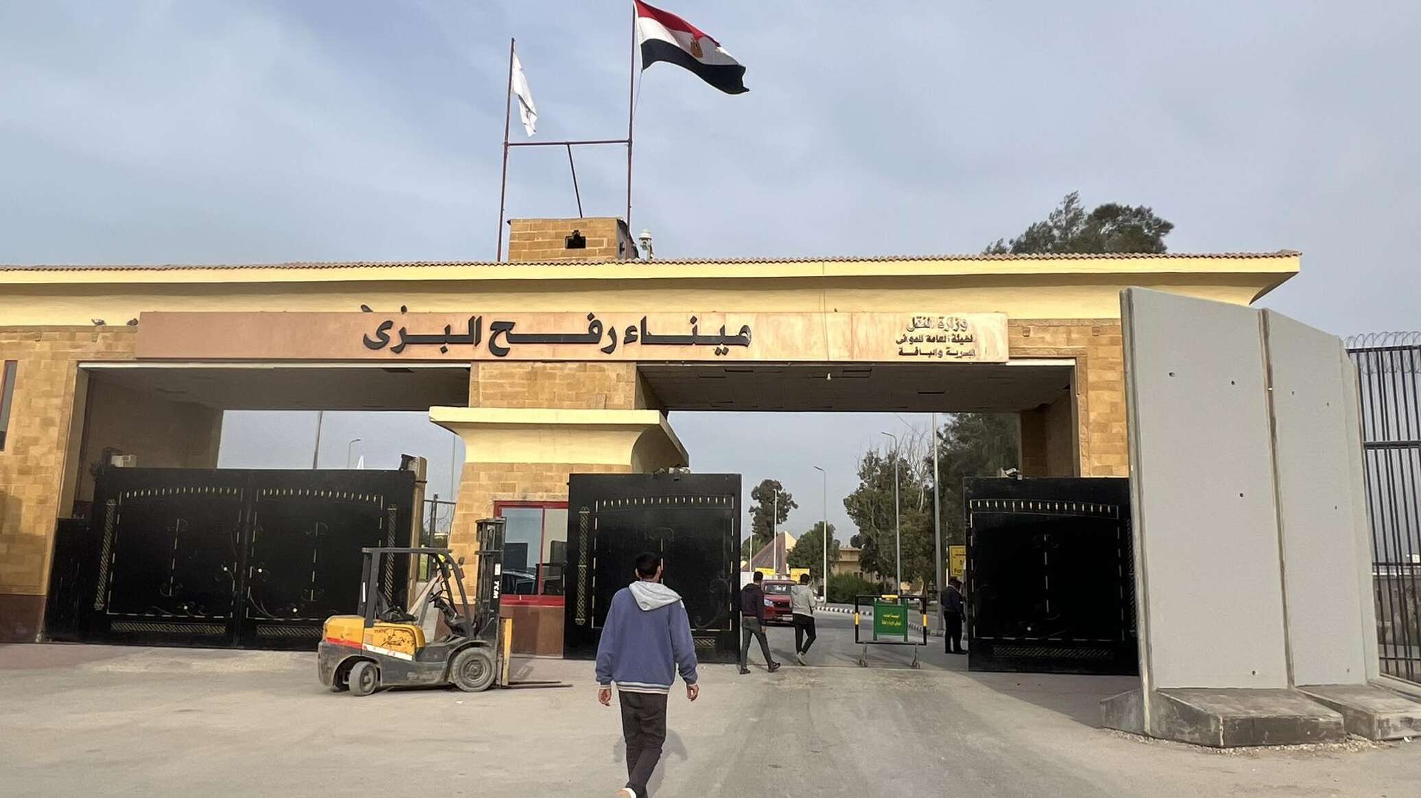 الخارجية المصرية: نرفض أي وجود عسكري على الجانب الفلسطيني من معبر رفح